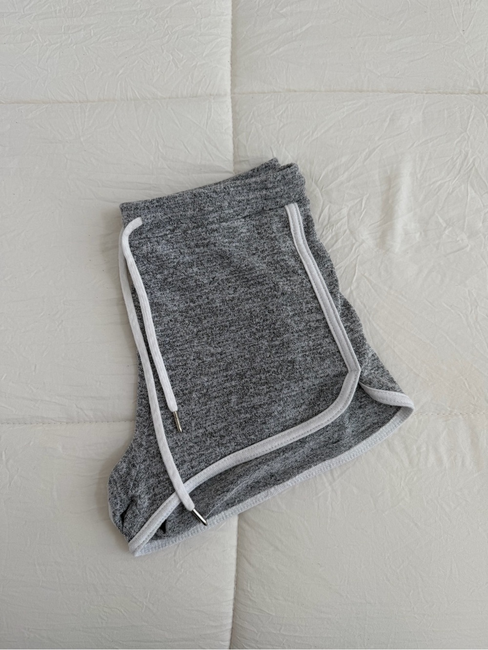 Aritzia Wilfred Free Shorts